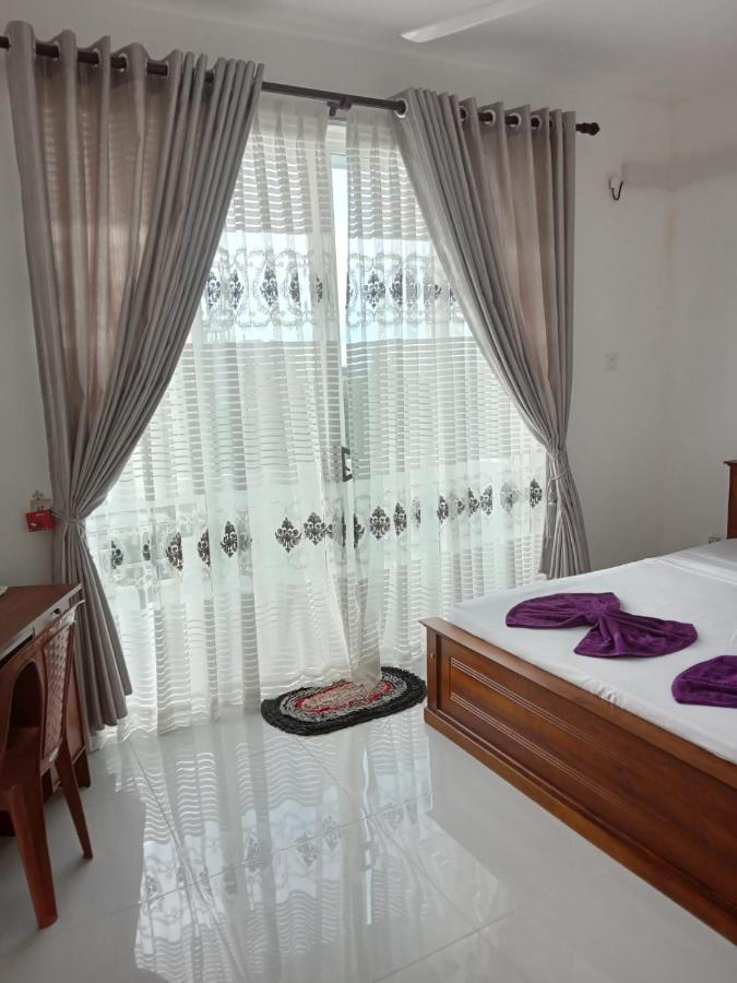 Para Inn Residence Dehiwala-Mount Lavinia Exteriör bild