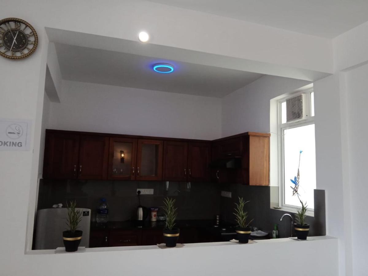 Para Inn Residence Dehiwala-Mount Lavinia Exteriör bild